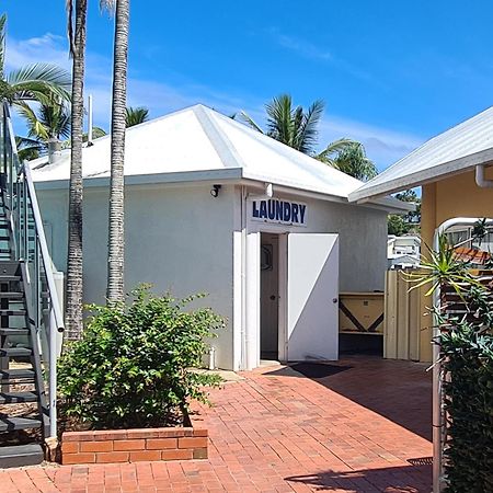 Dolphin Heads - Resort Unit - Absolute Beachfront! - Whitsunday Getaway! 매카이 외부 사진