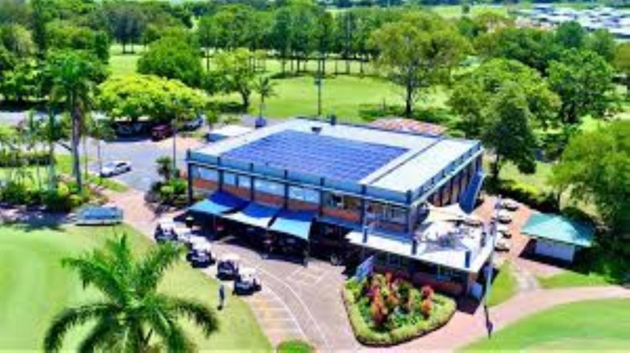 Dolphin Heads - Resort Unit - Absolute Beachfront! - Whitsunday Getaway! 매카이 외부 사진
