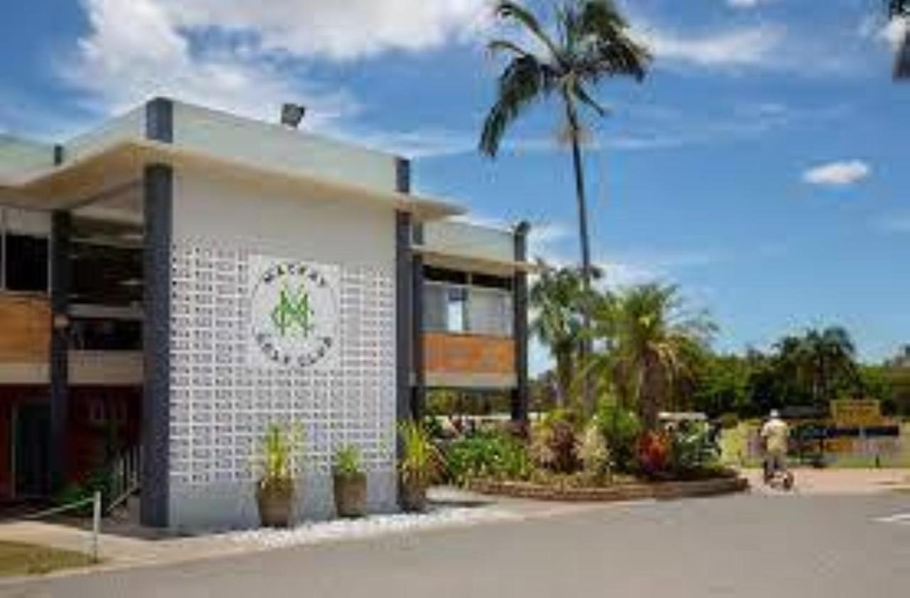 Dolphin Heads - Resort Unit - Absolute Beachfront! - Whitsunday Getaway! 매카이 외부 사진
