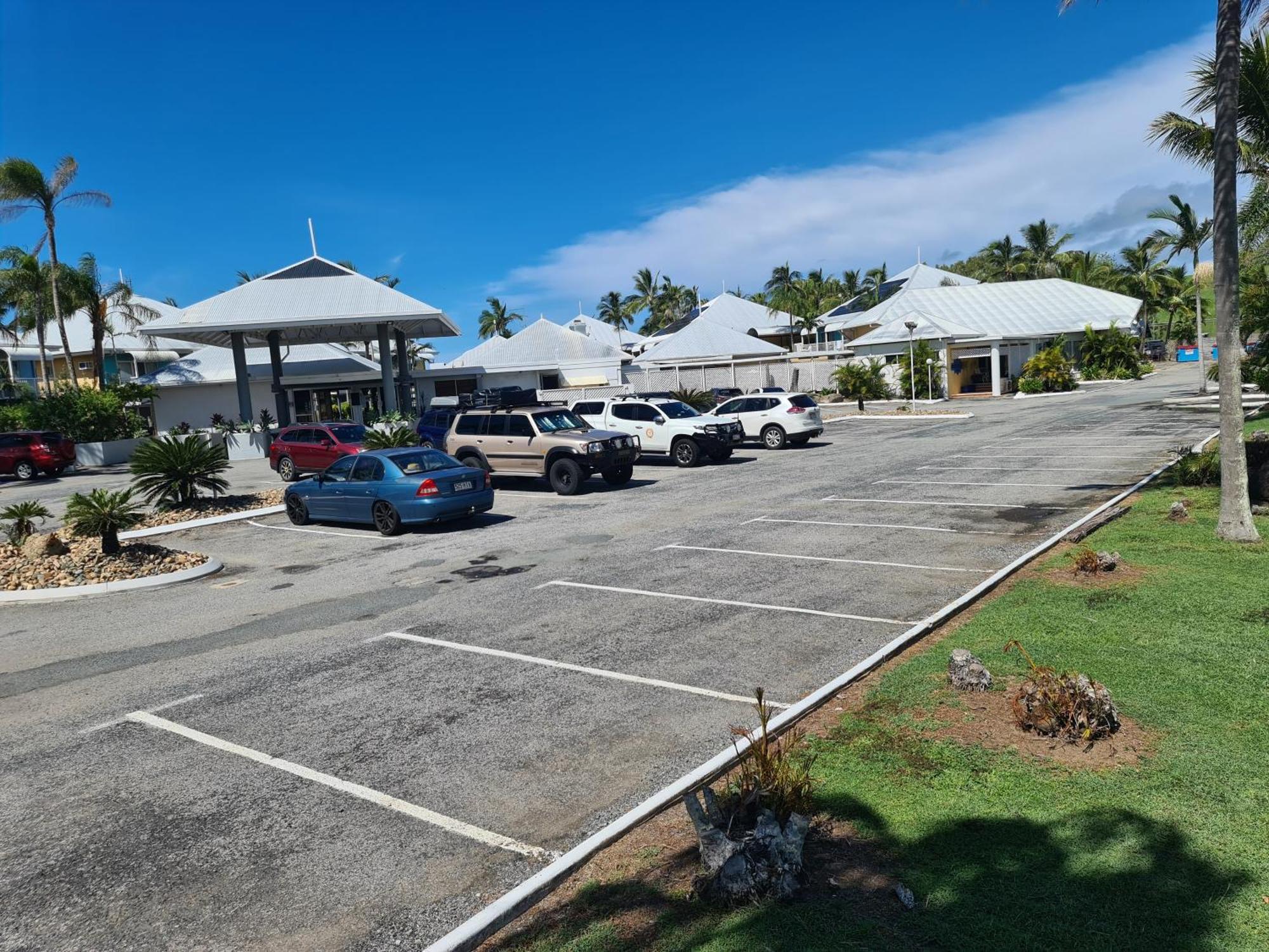 Dolphin Heads - Resort Unit - Absolute Beachfront! - Whitsunday Getaway! 매카이 외부 사진
