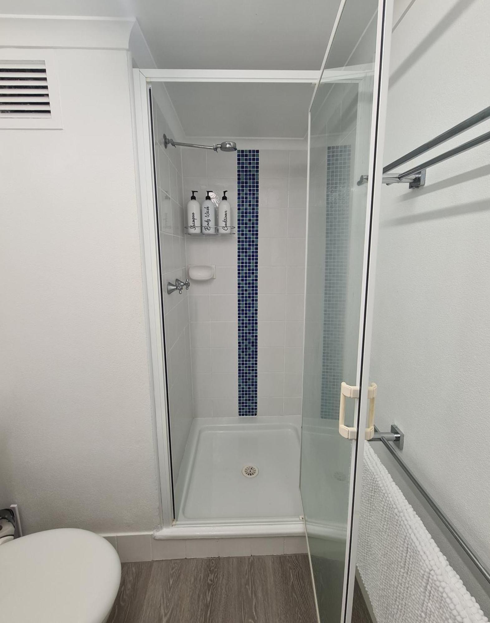 Dolphin Heads - Resort Unit - Absolute Beachfront! - Whitsunday Getaway! 매카이 외부 사진