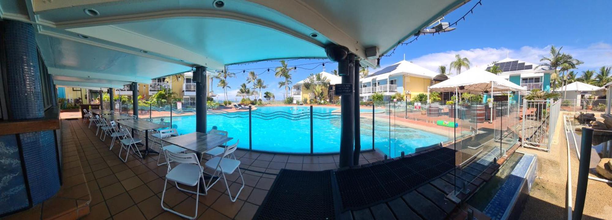 Dolphin Heads - Resort Unit - Absolute Beachfront! - Whitsunday Getaway! 매카이 외부 사진
