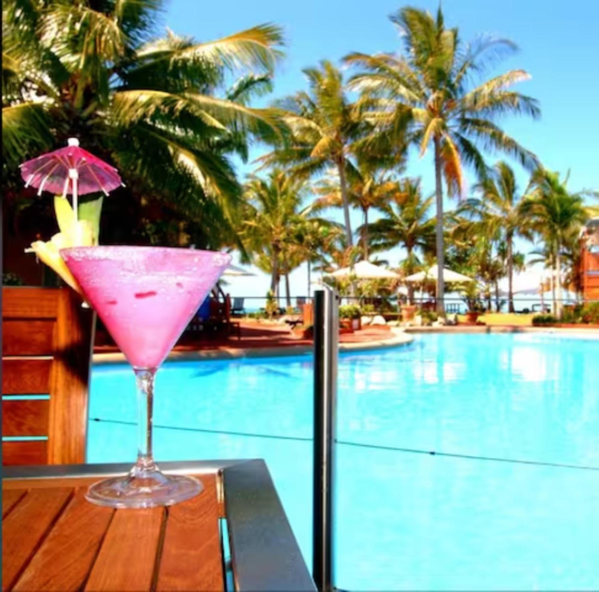 Dolphin Heads - Resort Unit - Absolute Beachfront! - Whitsunday Getaway! 매카이 외부 사진