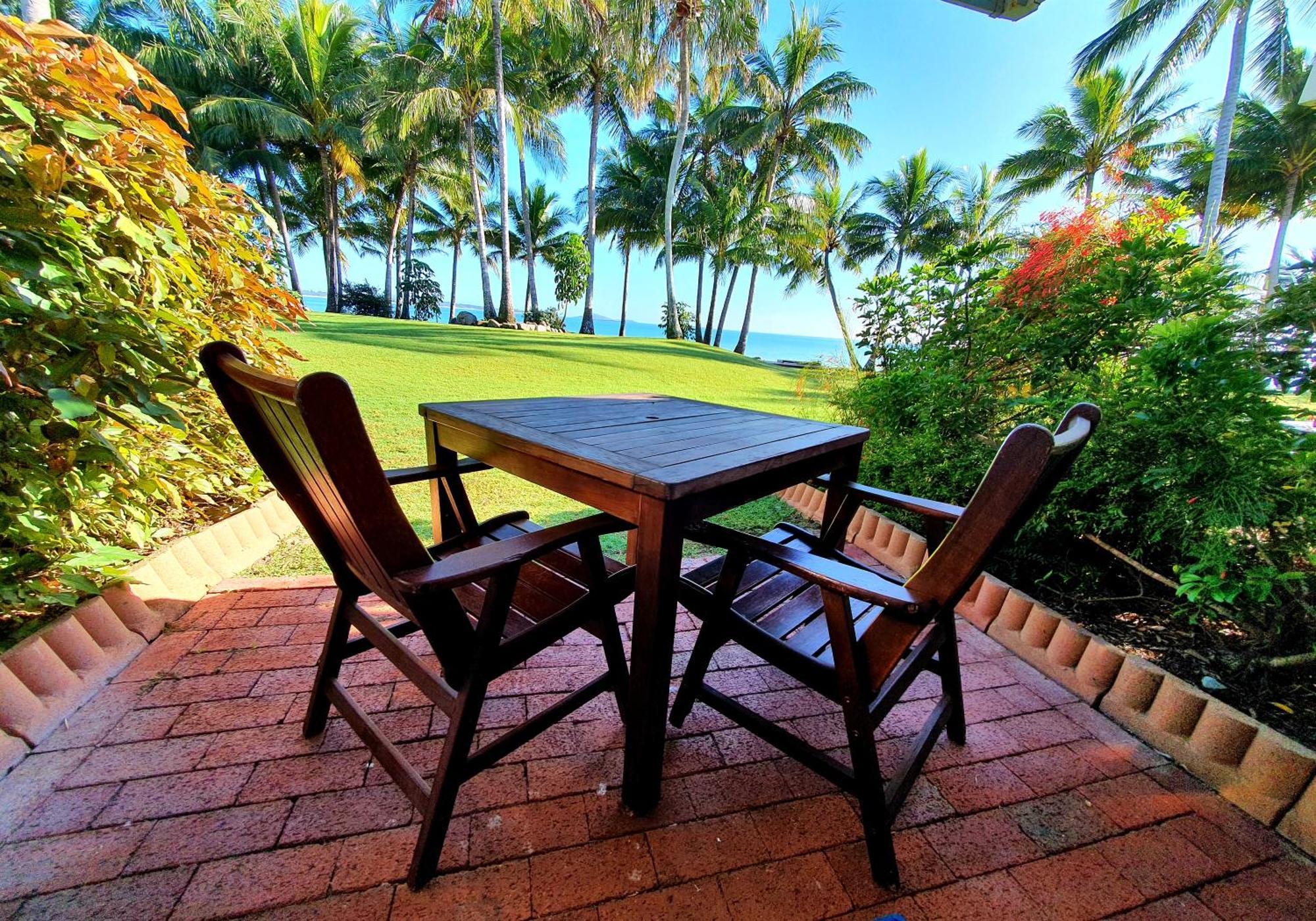 Dolphin Heads - Resort Unit - Absolute Beachfront! - Whitsunday Getaway! 매카이 외부 사진