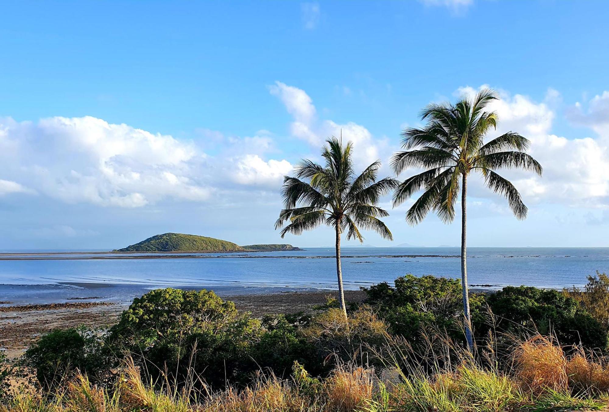 Dolphin Heads - Resort Unit - Absolute Beachfront! - Whitsunday Getaway! 매카이 외부 사진