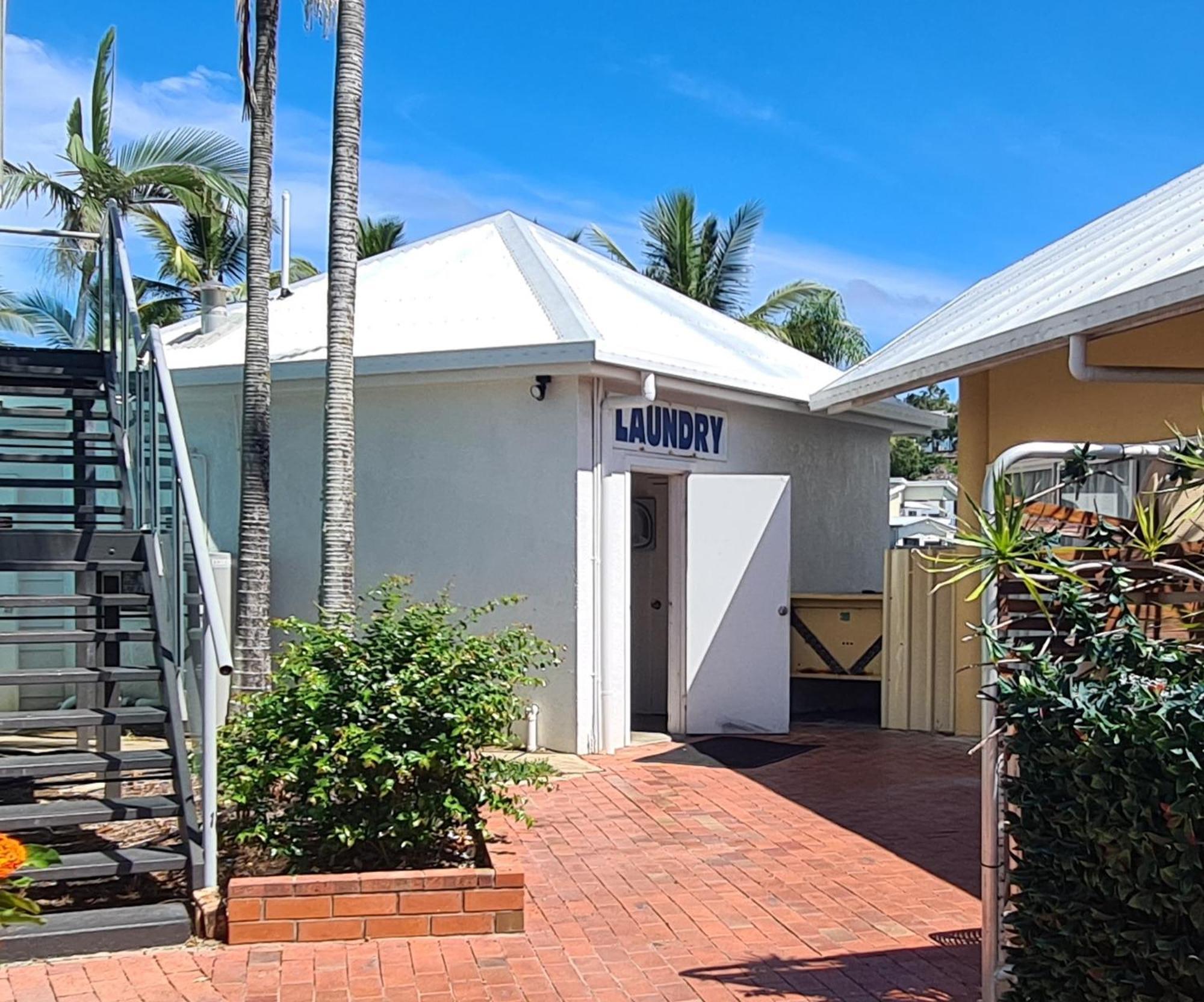 Dolphin Heads - Resort Unit - Absolute Beachfront! - Whitsunday Getaway! 매카이 외부 사진